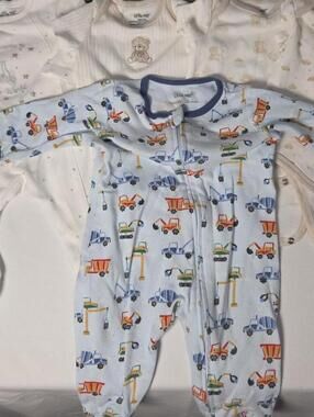 Little Me set of 5 Baby one-piece and Footed Pajamas